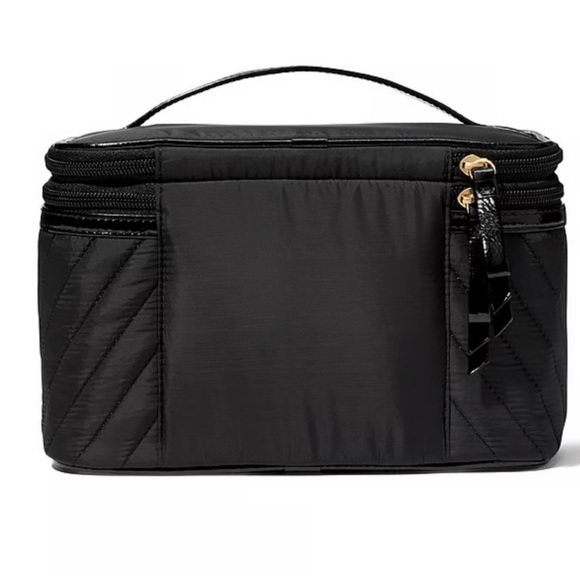 Victoria’s Secret Express Train Case - Picture 2 of 4